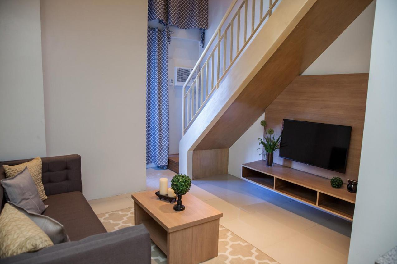 Melbourne Suites Makati City Екстериор снимка